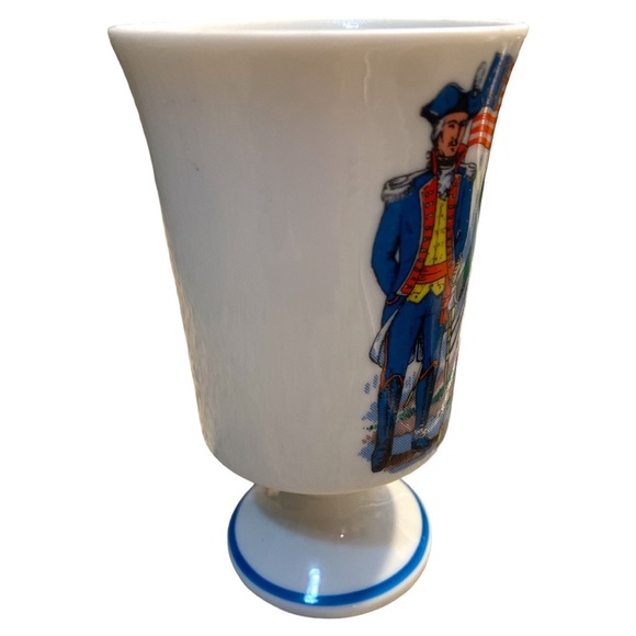 Fred Roberts Revolutionary War Pedestal Coffee Mug Vintage 1950s - Picture 4 of 6